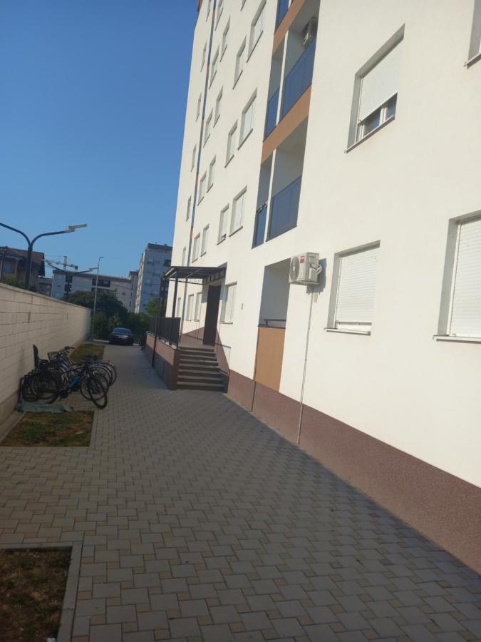 Apartman Vrbas Sa Podzemnom Garazom Banja Luka Ngoại thất bức ảnh